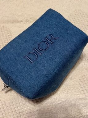 Authentic Dior Beauty Denim Makeup Bag Star Zipper Pouch Blue Toiletry Case